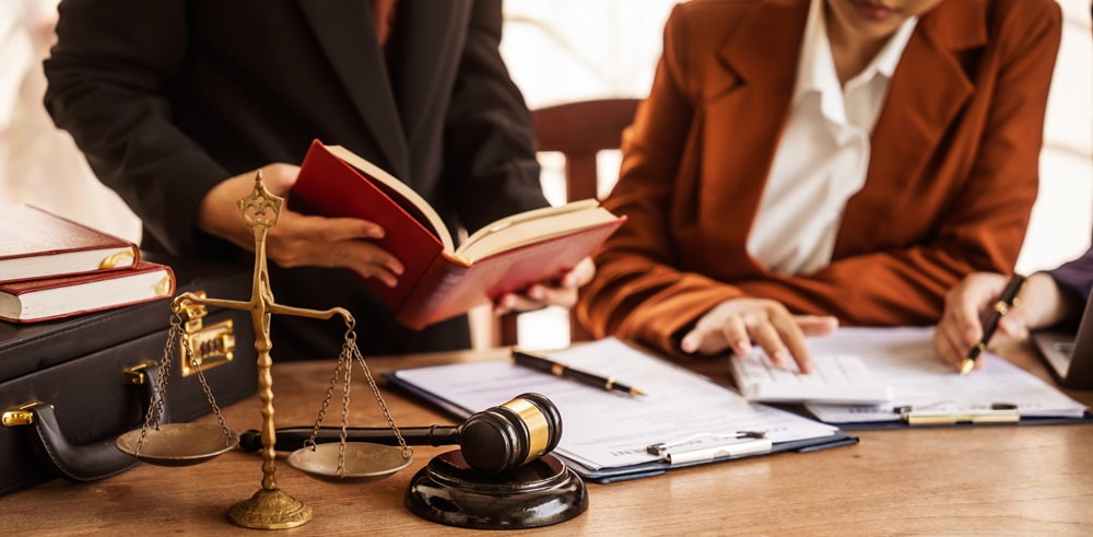 experienced estate litigator